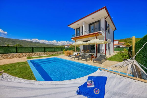 Louez votre villa en corse avec piscine pour des vacances parfaites